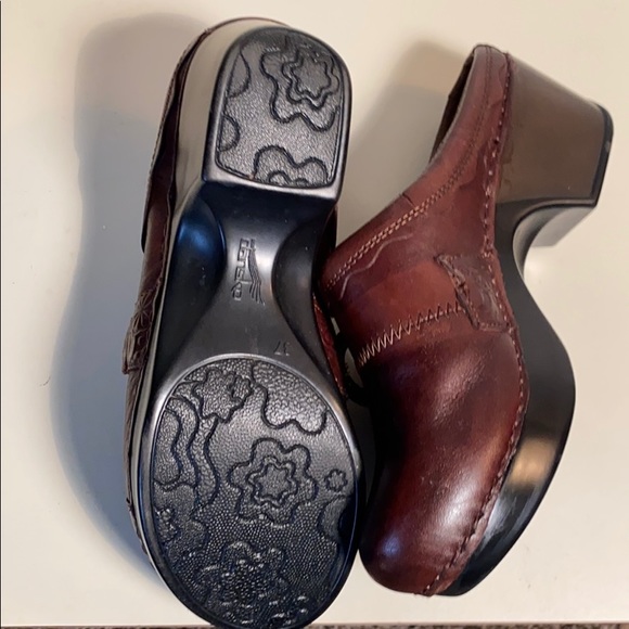 Danskos - Picture 2 of 2